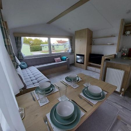 Woofles Luxury Caravan At Knaresborough Lido Eksteriør billede