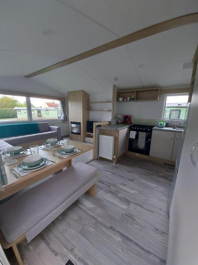 Woofles Luxury Caravan At Knaresborough Lido Eksteriør billede