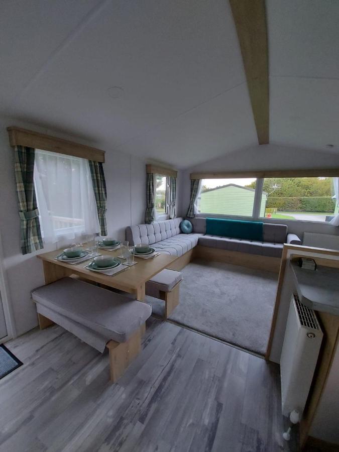 Woofles Luxury Caravan At Knaresborough Lido Eksteriør billede